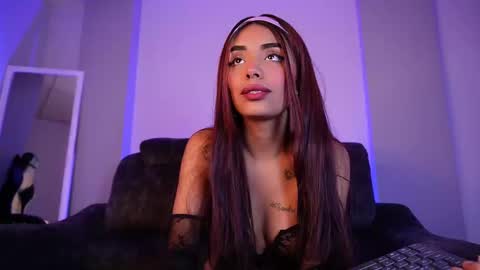 Snapshot of tiffany_sander chatting on 10/04/25, 04:10 tiffany_sander online show from 10/04/25, 04:10