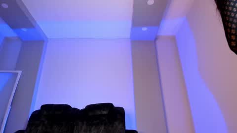 Snapshot of tiffany_sander chatting on 10/07/25, 03:47 tiffany_sander online show from 10/07/25, 03:47