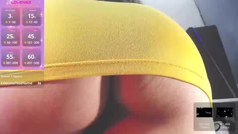 Snapshot of tiffany_teressa chatting on 02/24/25, 01:24 tiffany theressa online show from 02/24/25, 01:24