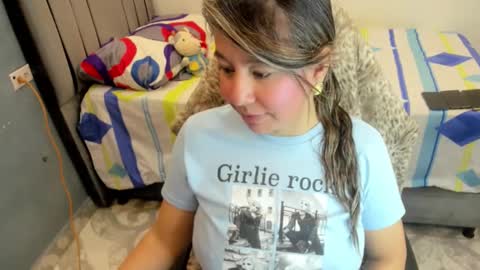 tiffany theressa online show from 12/19/25, 04:58