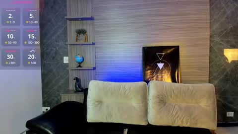 tiffanyhoustton online show from 02/09/26, 11:36