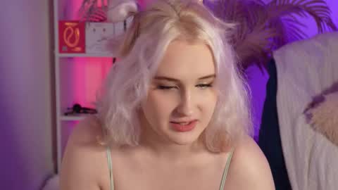 Snapshot of tiffanyjons chatting on 11/25/25, 05:57 tiffanyjons online show from 11/25/25, 05:57