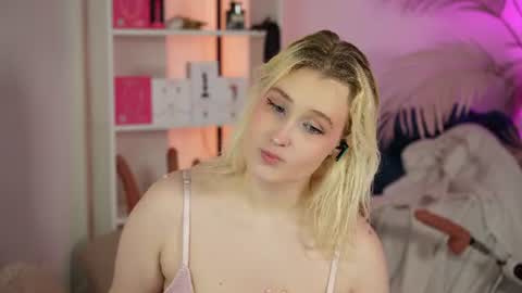 Snapshot of tiffanyjons chatting on 07/04/26, 07:09 tiffanyjons online show from 07/04/26, 07:09