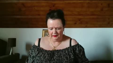 TiffanyMature online show from 11/12/25, 11:32