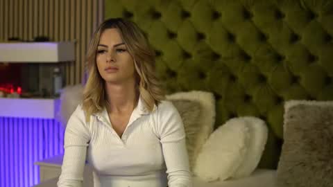 Snapshot of tiffanymaze chatting on 09/11/25, 06:13 Ilaria online show from 09/11/25, 06:13