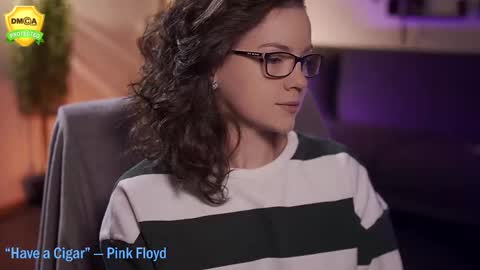 tiffanyriox online show from 10/02/25, 11:45