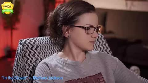 tiffanyriox online show from 10/31/25, 01:28