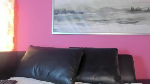 Stefany Suarez online show from 04/04/26, 06:27