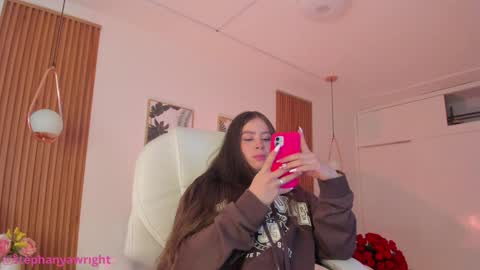 Snapshot of tiffanywright_ chatting on 01/20/25, 12:39 Tiffany online show from 01/20/25, 12:39