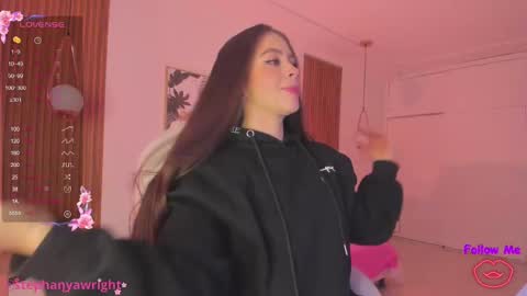 Snapshot of tiffanywright_ chatting on 02/18/25, 12:39 Tiffany online show from 02/18/25, 12:39