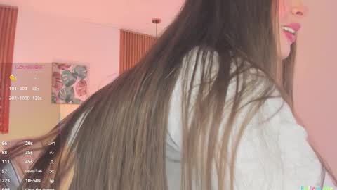 Snapshot of tiffanywright_ chatting on 11/09/25, 01:31 Tiffany online show from 11/09/25, 01:31