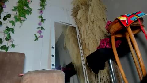 tiffanyy_deluxe online show from 02/13/26, 02:46