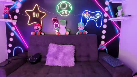 Snapshot of tiffvalentinee_ chatting on 02/07/25, 07:38 Tiffany online show from 02/07/25, 07:38