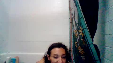 Snapshot of tigerlilly9999 chatting on 08/03/26, 06:01 tigerlilly9999 online show from 08/03/26, 06:01