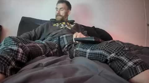 Tiggity23 come stroke my 9 cock with ne online show from 05/28/26, 12:57