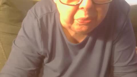 Snapshot of tight_kitty55 chatting on 02/20/25, 05:40 tight Kitty55 online show from 02/20/25, 05:40