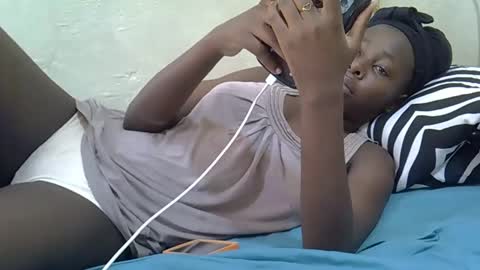 tight_pussie online show from 02/11/26, 11:48