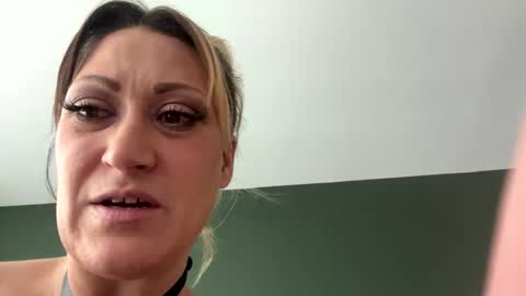 hotfirman92 online show from 10/05/25, 08:18