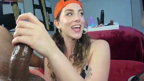 Snapshot of tightholestinytits chatting on 02/13/25, 10:22 tightholestinytits online show from 02/13/25, 10:22