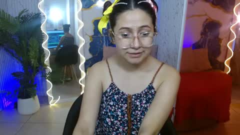 Tiiana online show from 04/08/26, 04:01