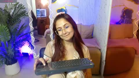 Tiiana online show from 04/15/26, 05:25