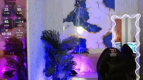 Tiiana online show from 05/11/26, 03:01