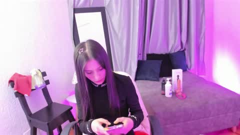 tiinajonus_ online show from 06/05/26, 04:30