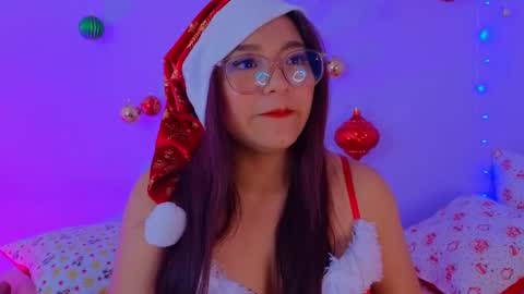 Snapshot of tilatequilas chatting on 12/15/24, 07:35 Tila Tequila online show from 12/15/24, 07:35