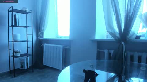 Elizabeth Elize online show from 11/16/25, 07:14