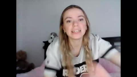 Tily Love online show from 05/15/26, 02:07