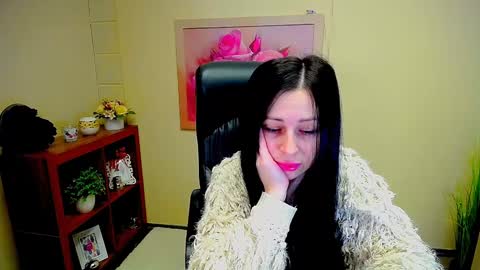 Luisa online show from 02/04/25, 10:21