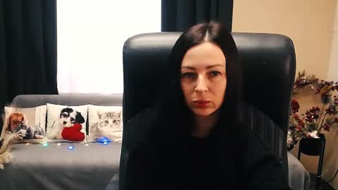 Luisa online show from 10/08/25, 07:28