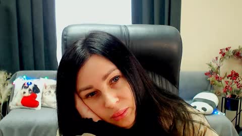 Luisa online show from 03/30/26, 07:31