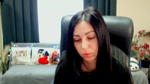 Luisa online show from 06/05/26, 07:47