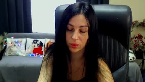 Luisa online show from 06/29/26, 07:58