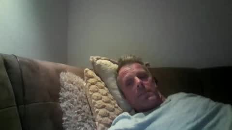 Snapshot of times20 chatting on 11/14/25, 09:46 times20 online show from 11/14/25, 09:46