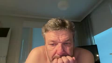 Snapshot of timo2023fi chatting on 11/29/25, 08:50 timo2023fi online show from 11/29/25, 08:50