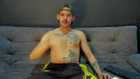 wanna play bareback uncut colombian couple new twink bbk online show from 05/05/26, 08:44