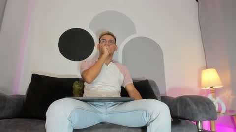 timi  jones online show from 01/09/25, 08:44