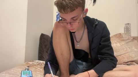 Wizard online show from 12/10/24, 08:49