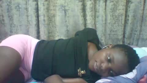 Snapshot of tina2030 chatting on 09/09/25, 06:13 christine online show from 09/09/25, 06:13