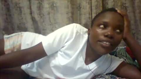 Snapshot of tina2030 chatting on 09/10/25, 06:52 christine online show from 09/10/25, 06:52