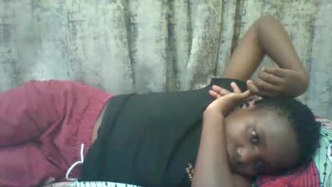 Snapshot of tina2030 chatting on 09/19/25, 06:37 christine online show from 09/19/25, 06:37