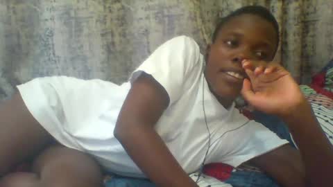 Snapshot of tina2030 chatting on 10/21/25, 08:59 christine online show from 10/21/25, 08:59