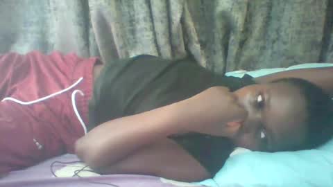 Snapshot of tina2030 chatting on 11/12/25, 07:31 christine online show from 11/12/25, 07:31