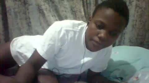 Snapshot of tina2030 chatting on 11/17/25, 03:23 christine online show from 11/17/25, 03:23