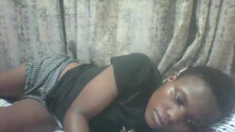 Snapshot of tina2030 chatting on 11/25/25, 07:14 christine online show from 11/25/25, 07:14