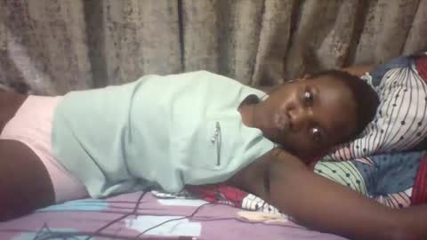 Snapshot of tina2030 chatting on 11/30/25, 03:21 christine online show from 11/30/25, 03:21