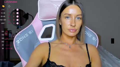 Tina online show from 04/15/26, 10:44