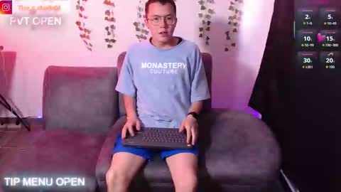 Tina N Charlie online show from 04/19/26, 02:16